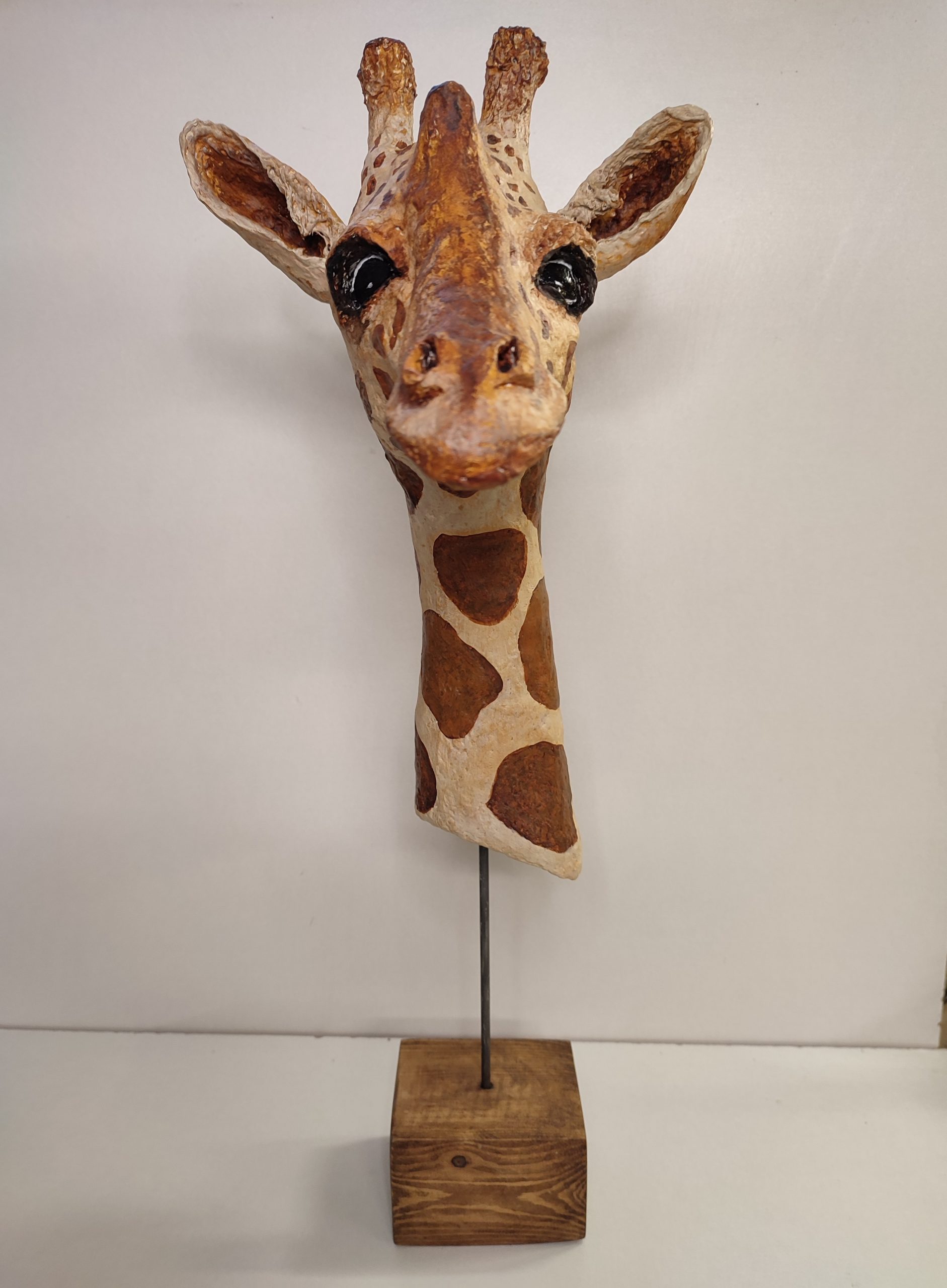 girafe sur socle